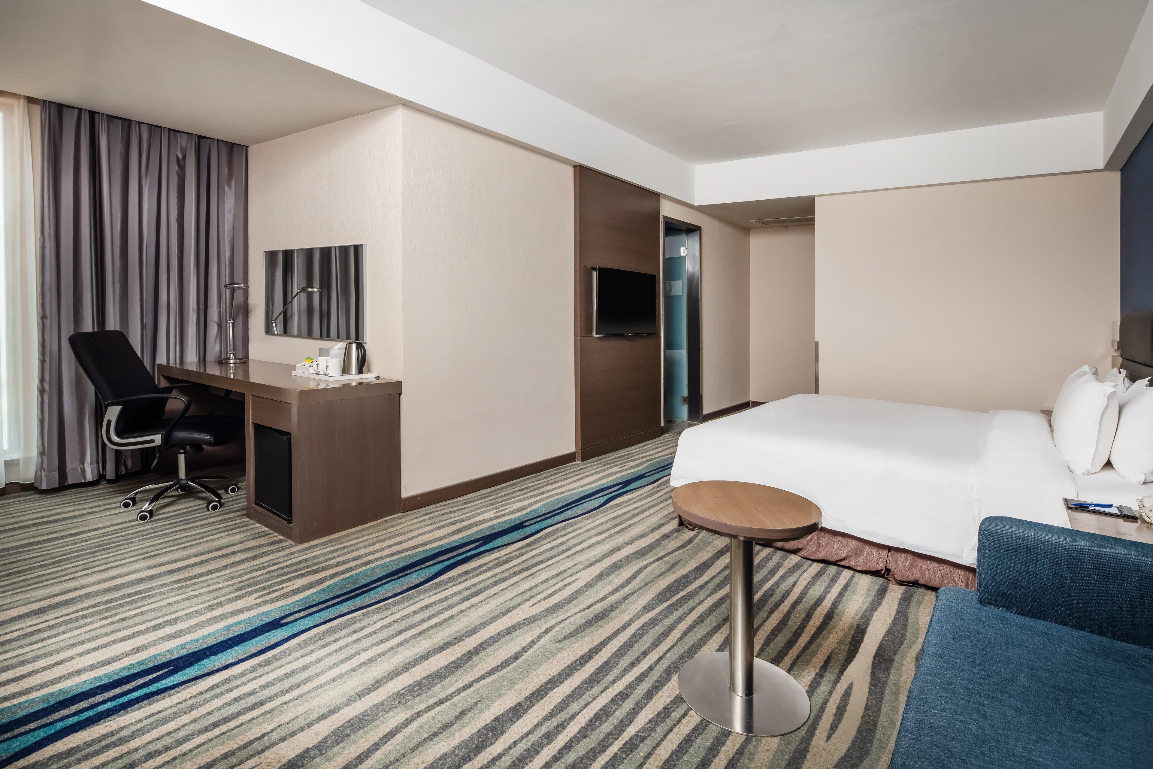 Holiday Inn Express Shenyang North Station, An Ihg Hotel Экстерьер фото