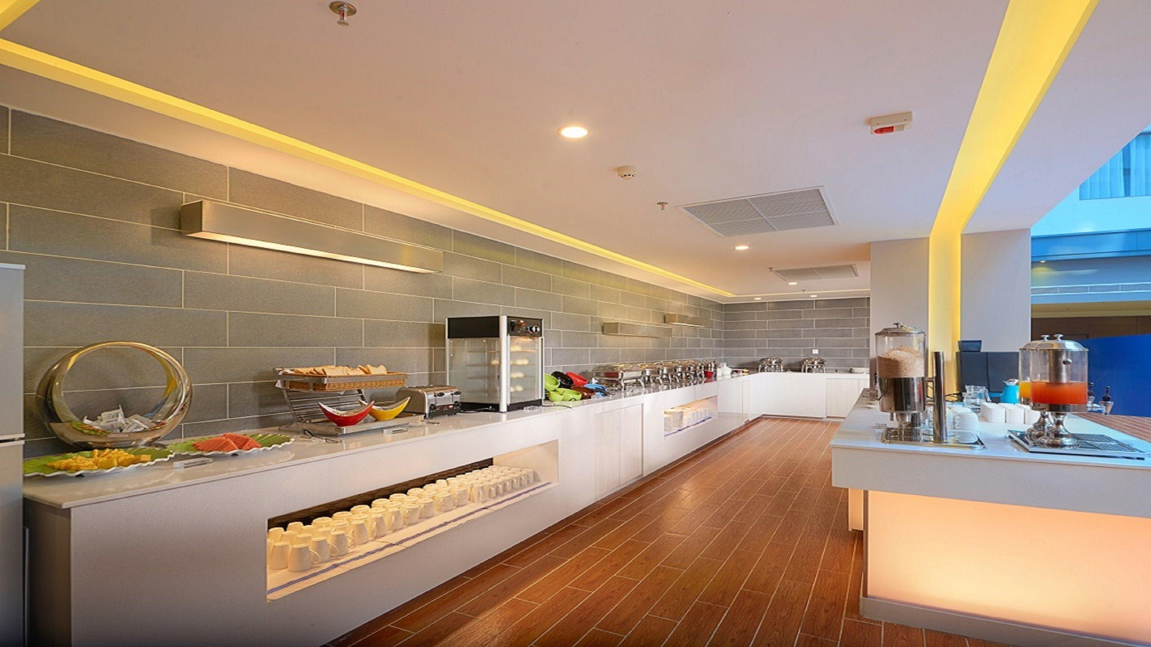 Holiday Inn Express Shenyang North Station By Ihg Экстерьер фото